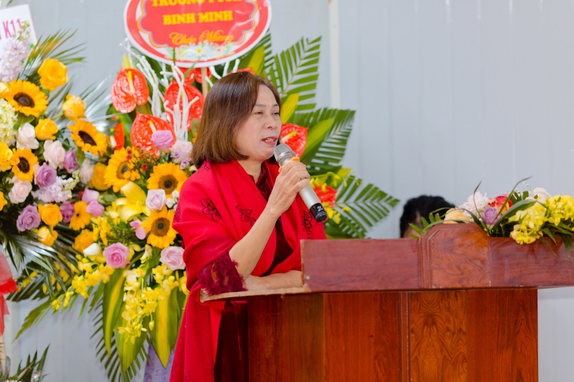 TS. Nguyễn Thị Thành - Phó Chủ tịch hội đồng, Phó Hiệu trưởng Nhà trường phát biểu