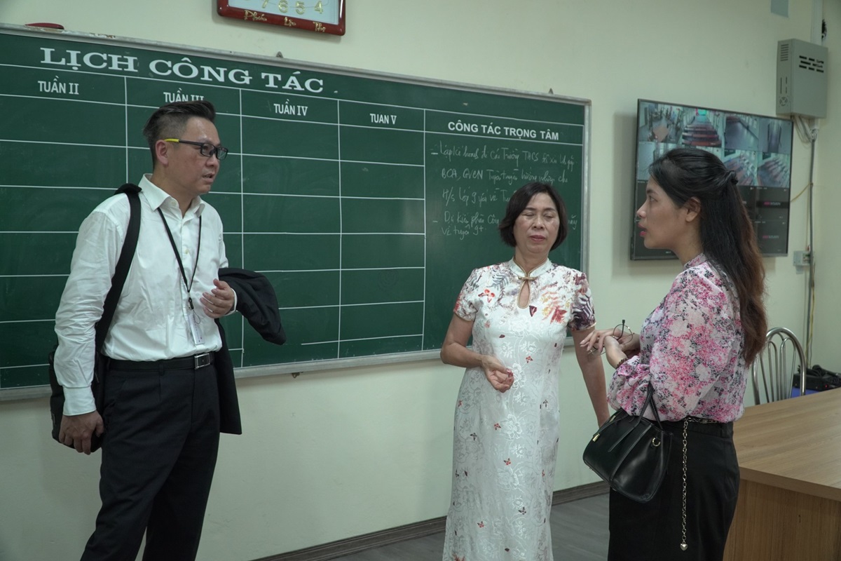 Trường Cao đẳng Bách Khoa ký kết hợp tác với học viện Quản lý Nanyang (Singapore)