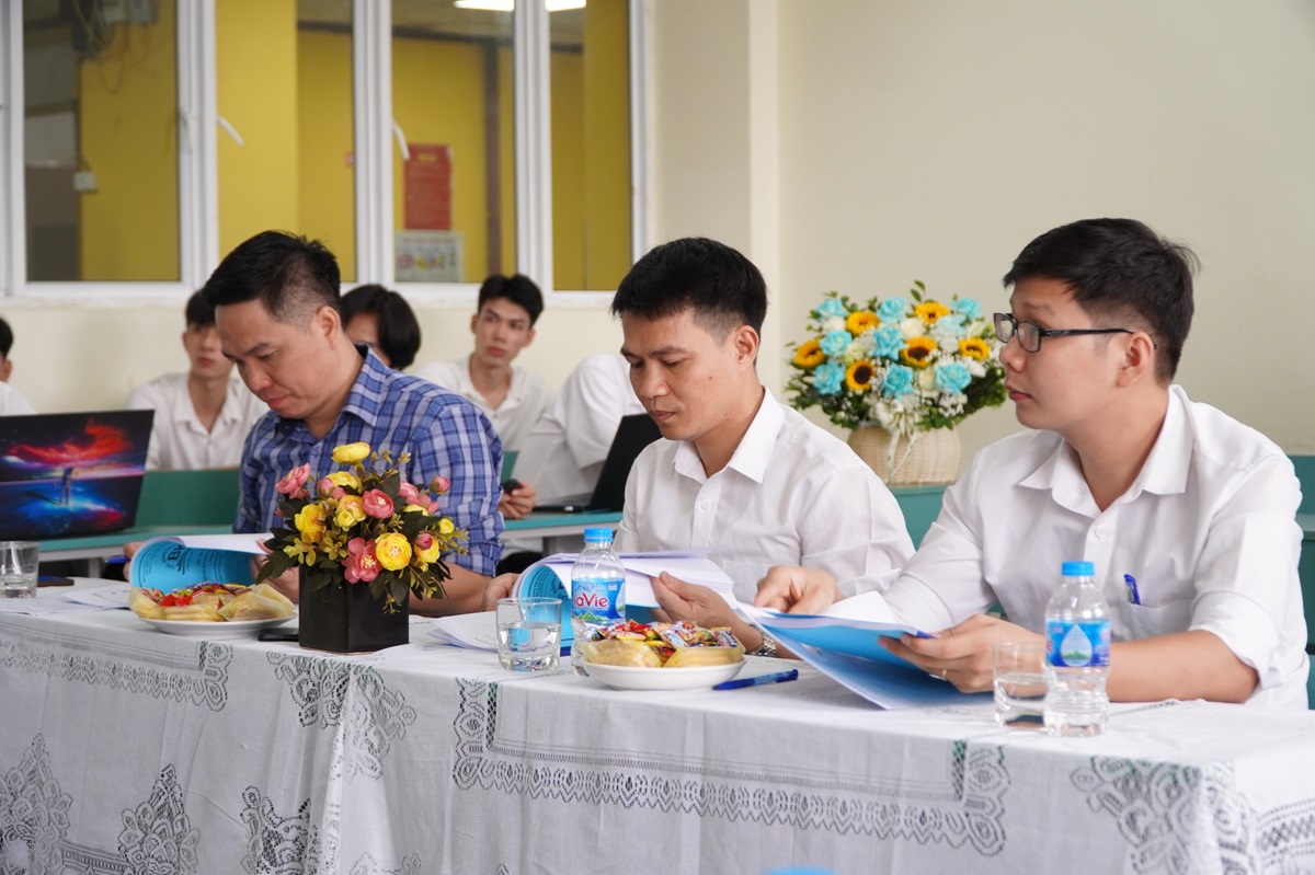 Sinh viên Ngành Lập trình máy tính