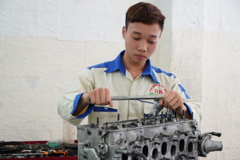 Chương trình đào tạo ngành Công nghệ Ô tô