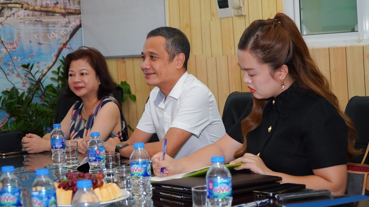 Buổi lễ ký kết chương trình hợp tác đào tạo trường Cao đẳng Bách Khoa và Công ty cổ phần nguồn nhân lực quốc tế Thuận An Kyoto.
