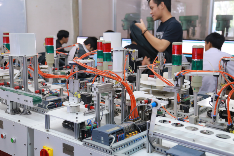 Ngành Công nghệ Kỹ thuật Điện - Điện tử là gì