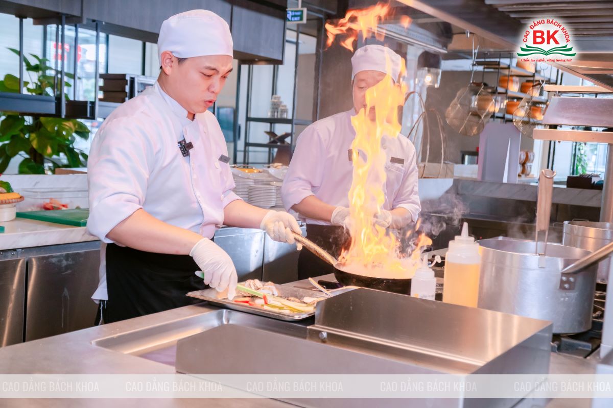 Ngành Kỹ thuật chế biến món ăn là gì Ngành Kỹ thuật chế biến món ăn là gì