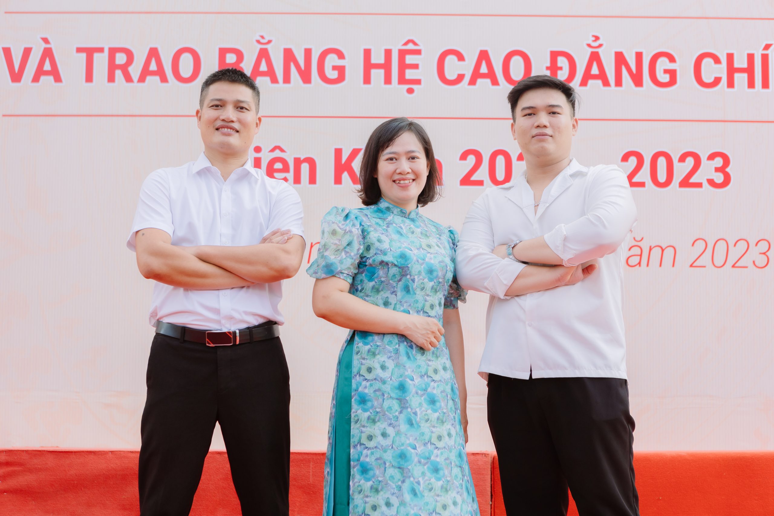 Cán bộ giảng viên Trường cao đẳng Bách Khoa