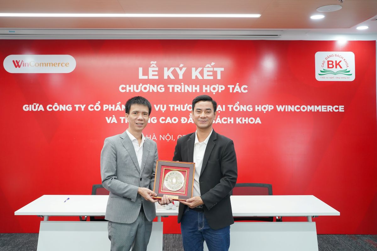 Lễ ký kết trường Cao đẳng bách Khoa vs Công ty cổ phần thương mại tổng hợp WinCommerce