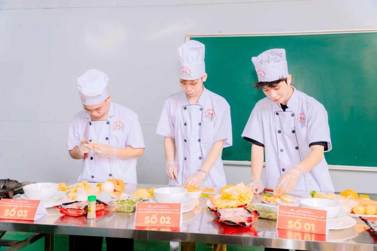 Tuyển sinh ngành kỹ thuật chế biến món ăn