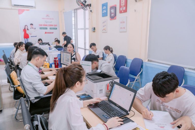 Xét học bạ ngành Quản trị lữ hành