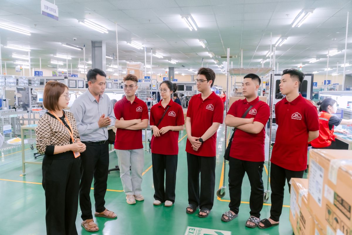 Ngành logistics xét khối nào? Bí quyết chọn khối phù hợp?