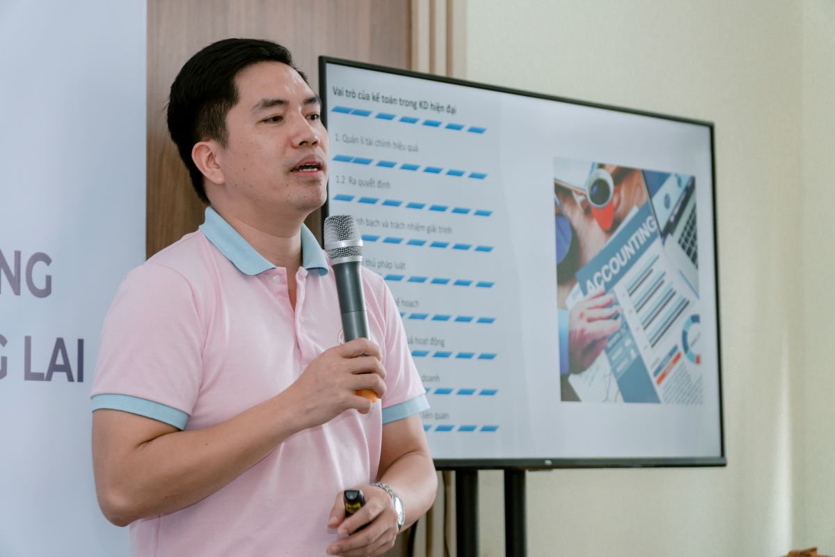 Workshop định hướng cơ hội nghề nghiệp tương lai cho sinh viên Cao đẳng Bách Khoa