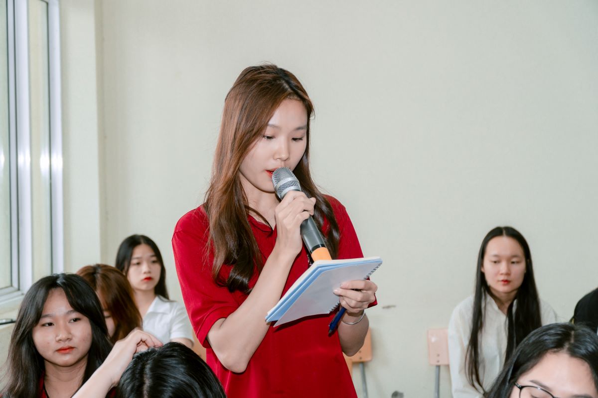 Workshop định hướng cơ hội nghề nghiệp tương lai cho sinh viên Cao đẳng Bách Khoa