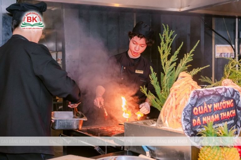 Ngành Kỹ thuật chế biến món ăn thi khối nào