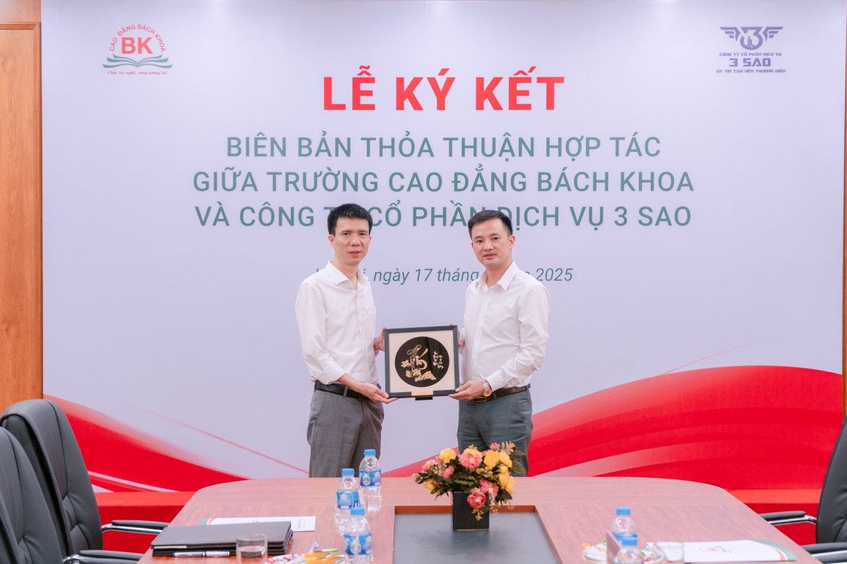 Trường Cao đẳng Bách Khoa ký kết hợp tác với công ty Dịch vụ Ba Sao-13