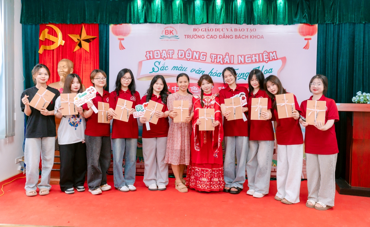 Trường Cao đẳng Bách Khoa