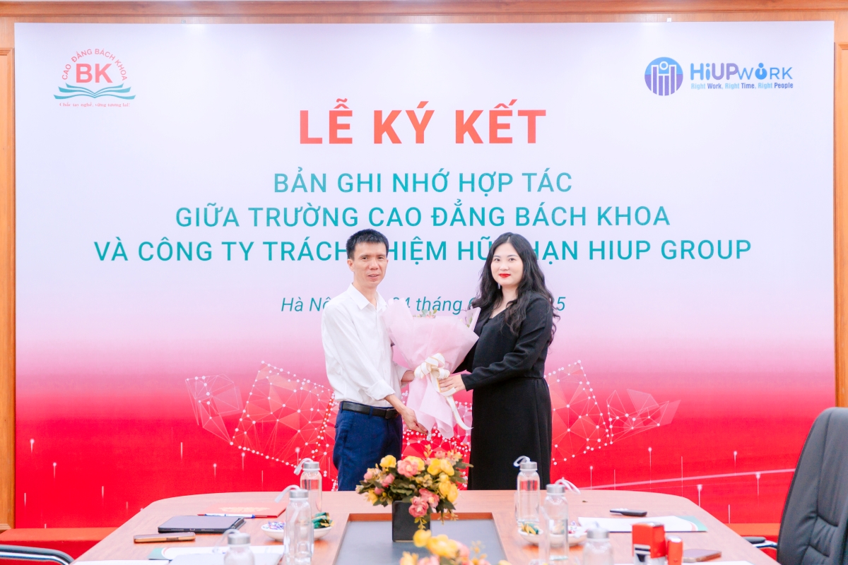 Trường cao đẳng Bách Khoa -10
