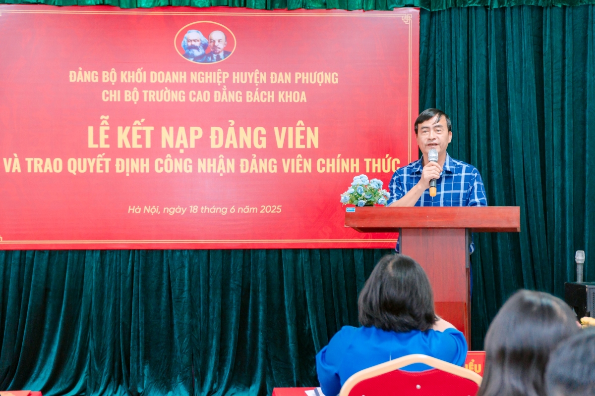 Trường cao đẳng Bách Khoa-2
