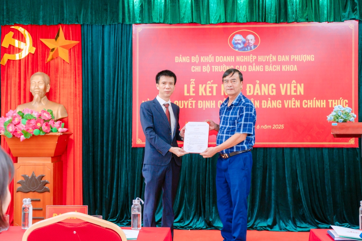 Trường cao đẳng Bách Khoa-3