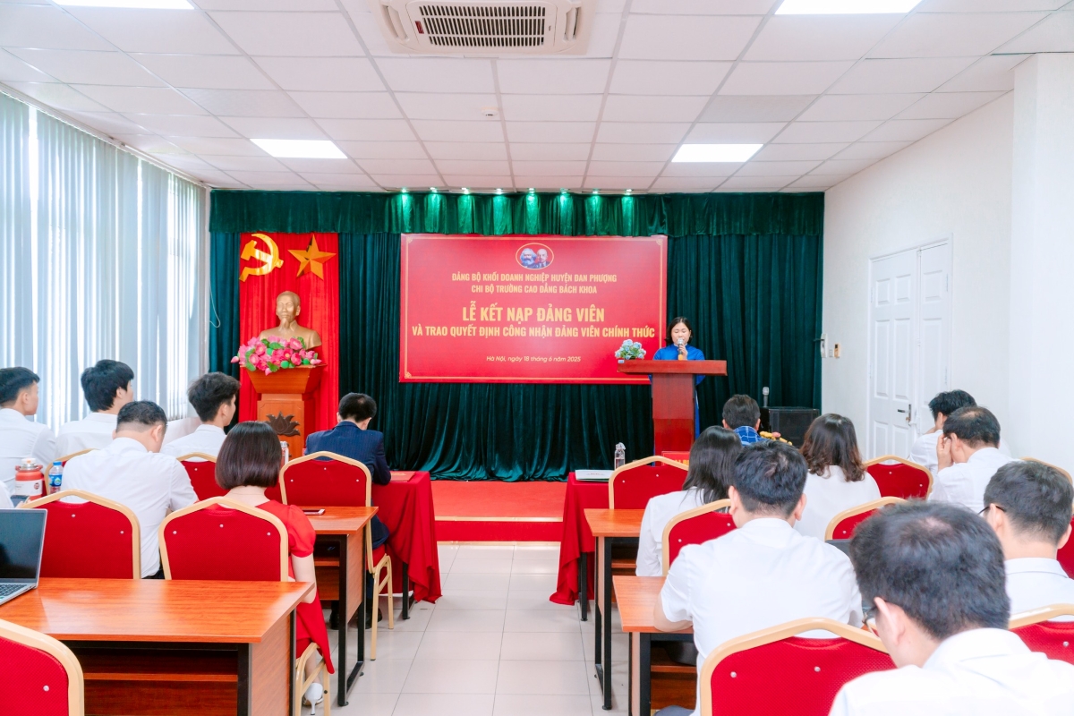 Trường cao đẳng Bách Khoa-8