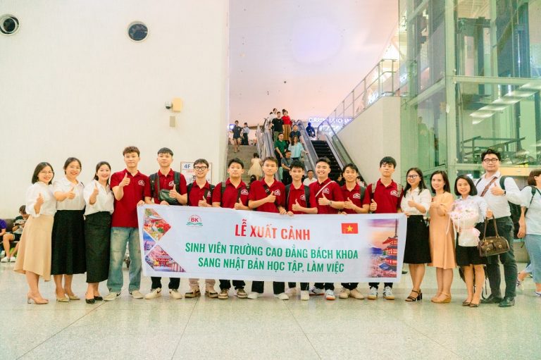 Lễ xuất cảnh sinh viên chương trình Internship Nhật Bản - Trường Cao đẳng Bách Khoa đợt xuất cảnh tháng 07/2025