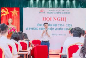Hội nghị tổng kết năm học trường Cao đẳng Bách Khoa -1
