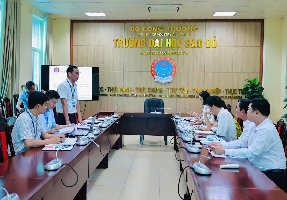 Trường Cao đẳng Bách Khoa ký kết với Trường Đại học Sao Đỏ-4