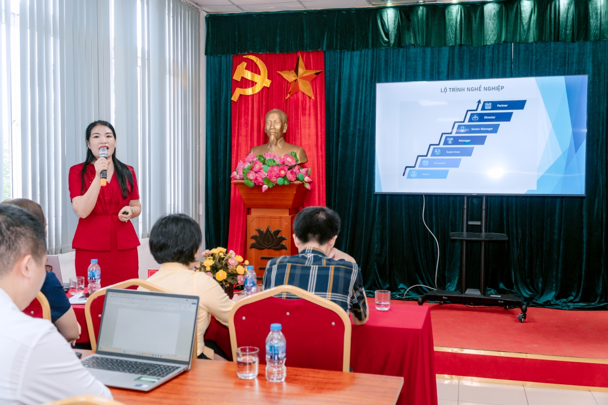 Trường Cao đẳng Bách Khoa tổ chức workshop tập huấn thực tập tại Luxshare-4