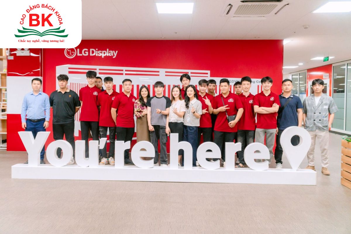 Các bạn trẻ có xu hướng lựa chọn làm việc ở các doanh nghiệp do tiềm năng phát triển và cơ hội thăng tiến trong tương lai

