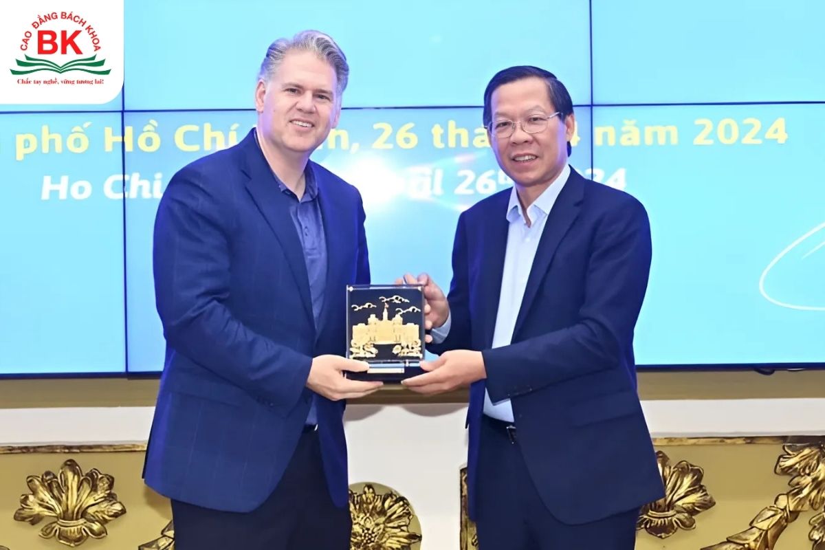 B08 gồm những môn nào? Tiềm năng ngành học của khối B08 trong những năm gần đây