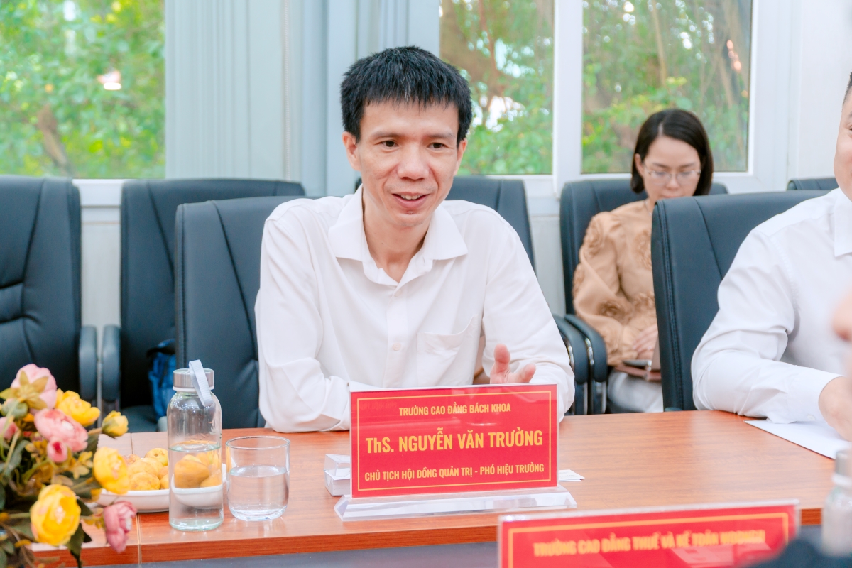 Cao đẳng Bách Khoa ký kết biên bản ghi nhớ hợp tác với Trường Cao đẳng Kế toán và Thuế Woongji