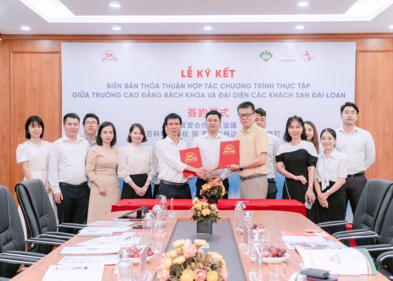 Lễ ký kết biên bản ghi nhớ giữa trường Cao đẳng Bách Khoa và đối tác Đài Loan