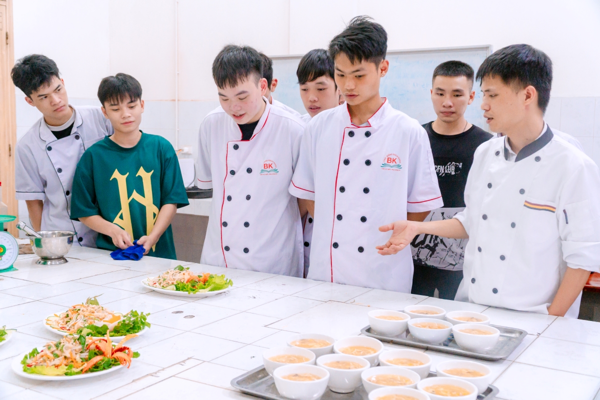 Học ngành kỹ thuật chế biến món ăn tại cao đẳng bách khoa-6