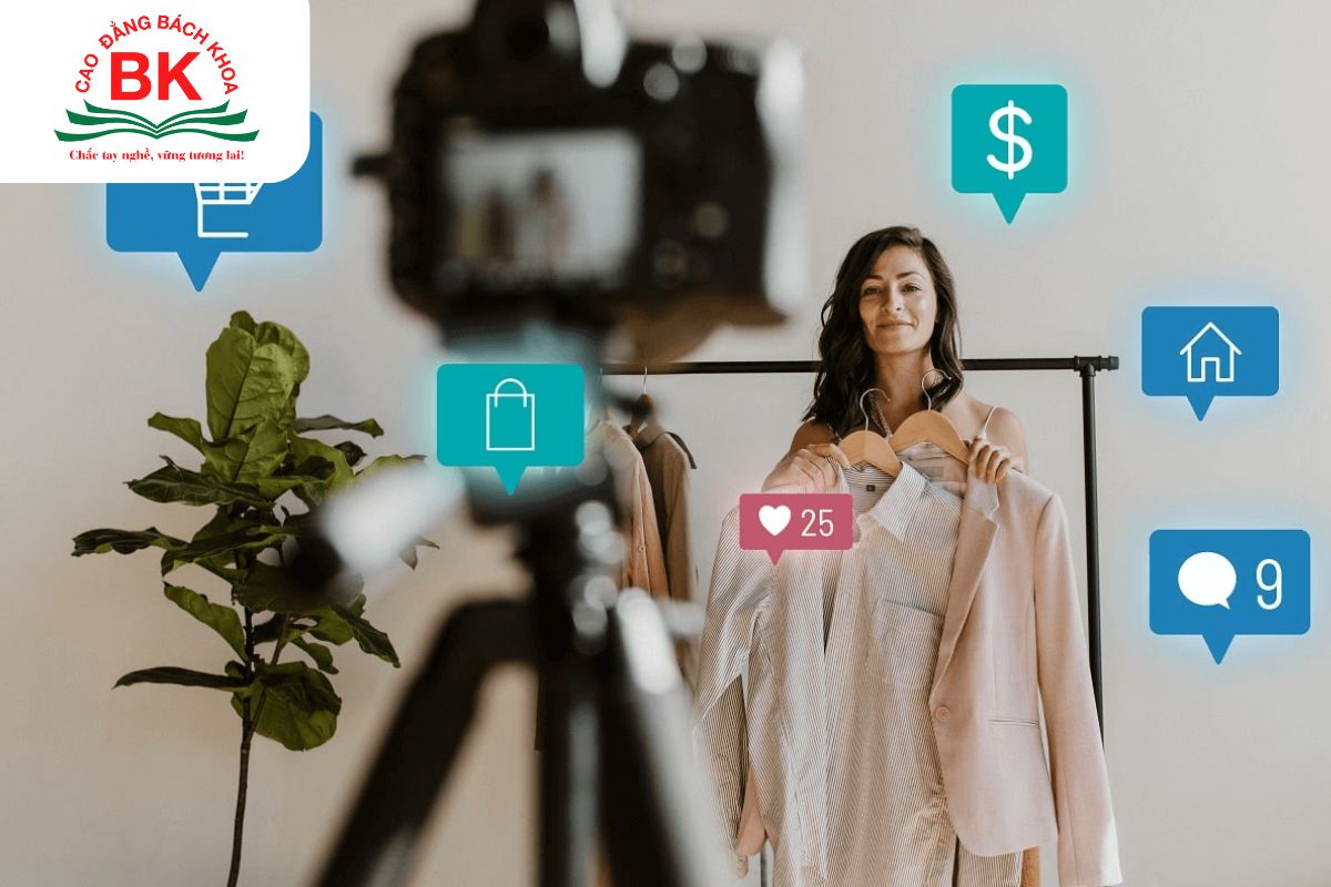 Ngành công nghiệp livestream bán hàng ngày càng phát triển 