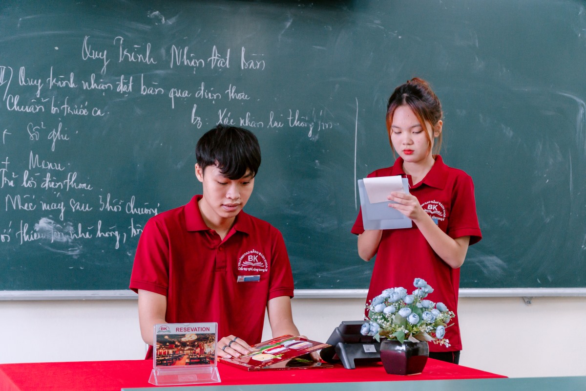 Lý do chọn học ngành Quản trị lữ hành tại Cao đẳng Bách Khoa
