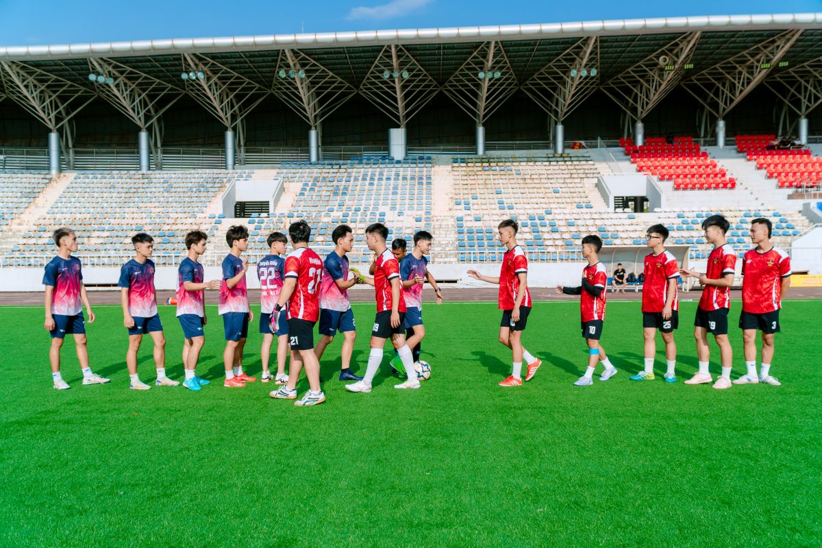 Bán kết giải bóng đá Chào tân sinh viên Cao đẳng Bách Khoa 2025
