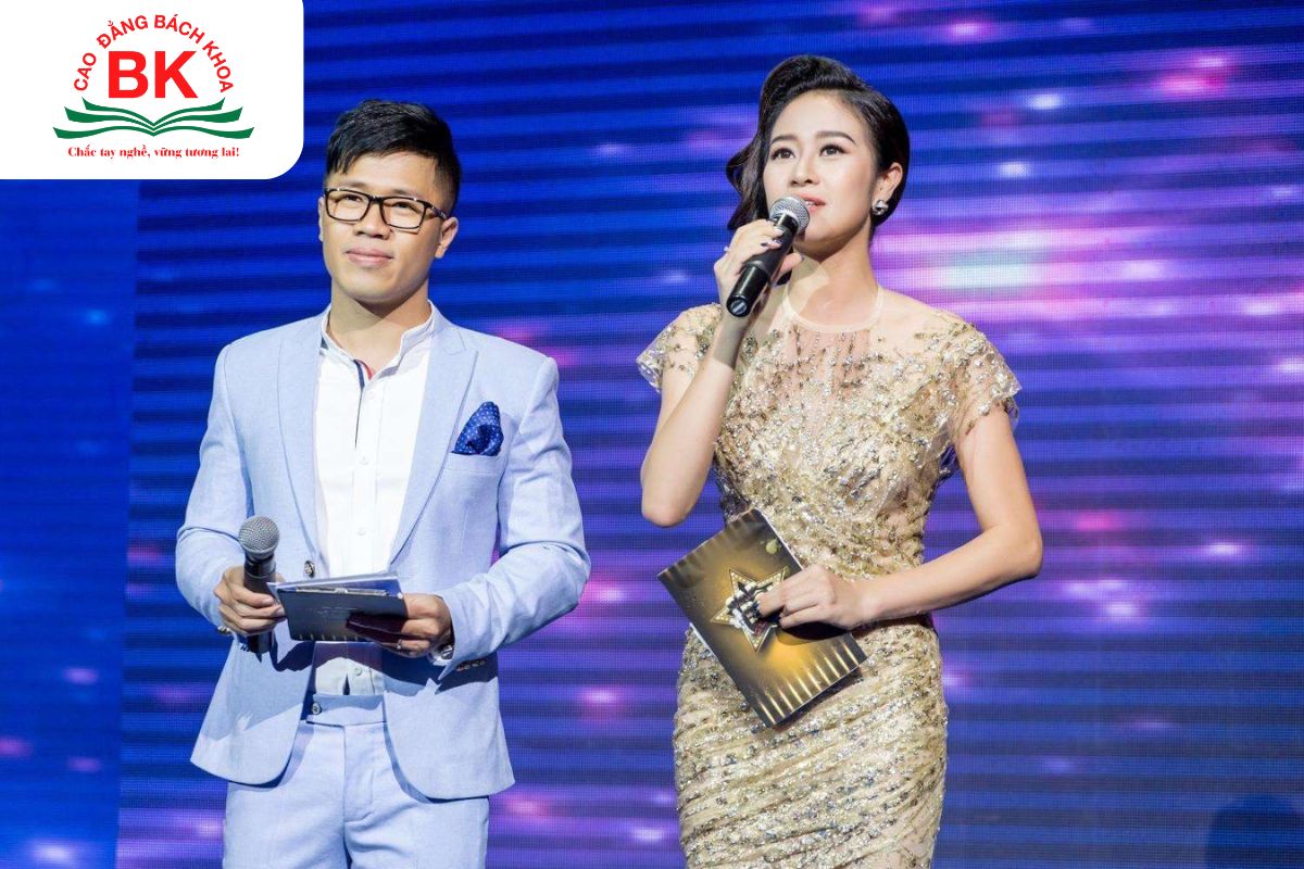 "Người nhìn xa" khi là một người dẫn chương trình