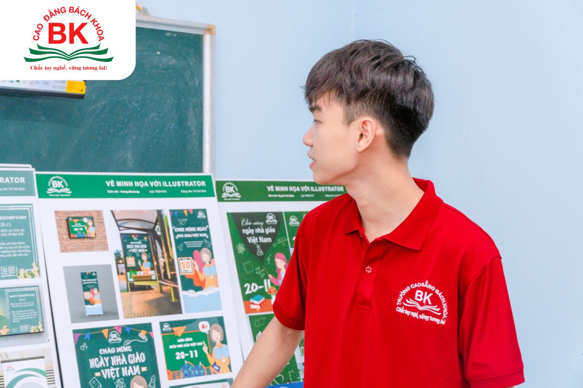 Sinh viên Trường Cao đẳng Bách Khoa