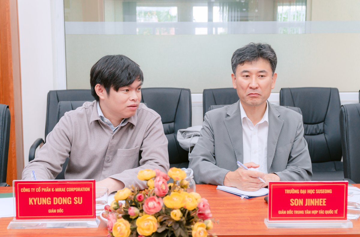 Lễ ký kết hợp tác trao đổi du học sinh D26 giữa Trường Cao đẳng Bách Khoa và Đại học Suseong