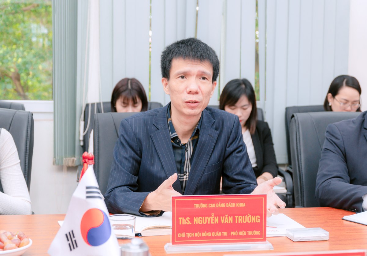 Lễ ký kết hợp tác trao đổi du học sinh D26 giữa Trường Cao đẳng Bách Khoa và Đại học Suseong