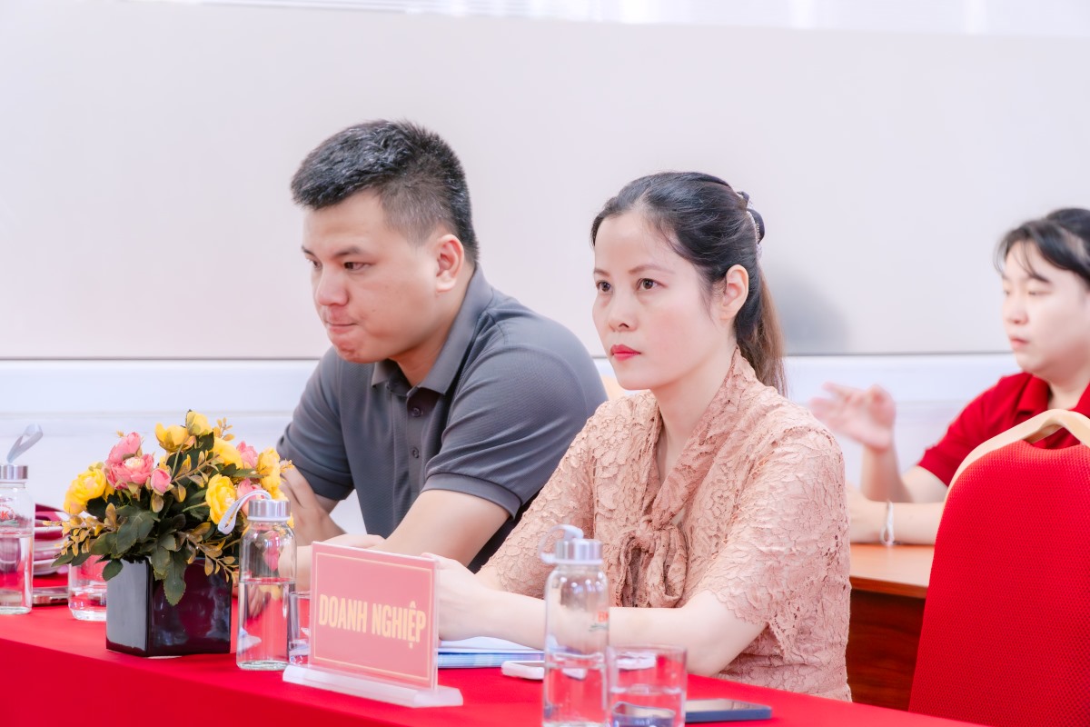 Trường Cao đẳng Bách Khoa tổ chức Workshop tập huấn thực tập sản xuất cho sinh viên tại công ty Thiên Hoàng
