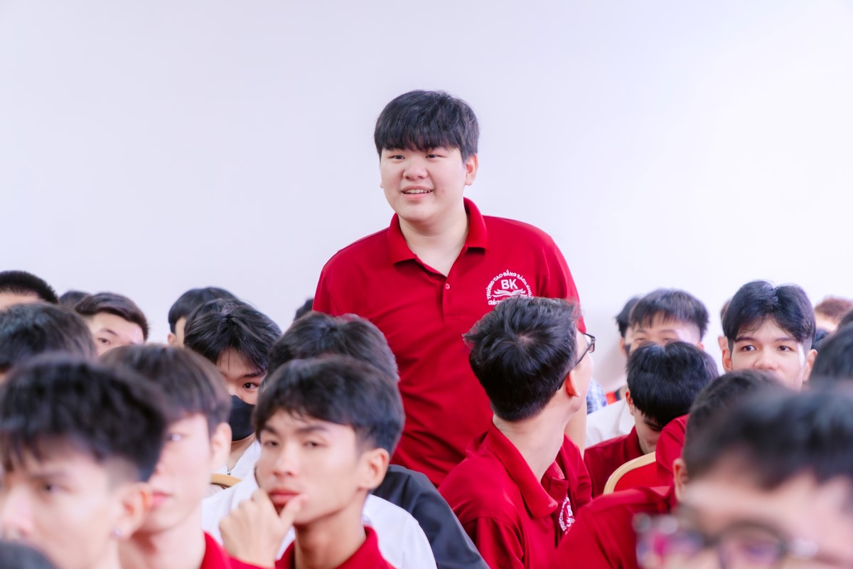 Trường Cao đẳng Bách Khoa tổ chức Workshop tập huấn thực tập sản xuất cho sinh viên tại công ty Thiên Hoàng