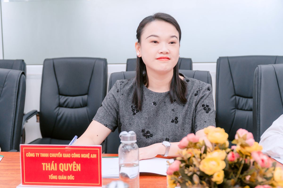 Bà Thái Quyên - Tổng giám đốc Công ty TNHH Chuyển Giao Công nghệ AJH