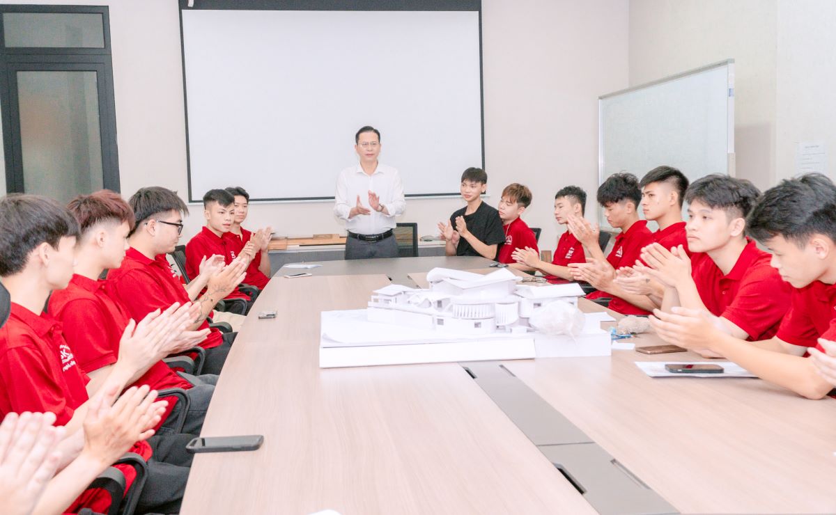 Top các trường cao đẳng đào tạo du lịch tại Hà Nội