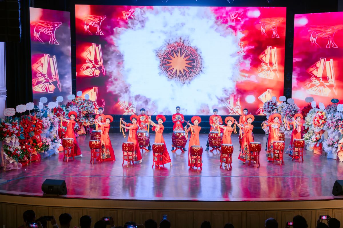 Tiết mục Trống hội