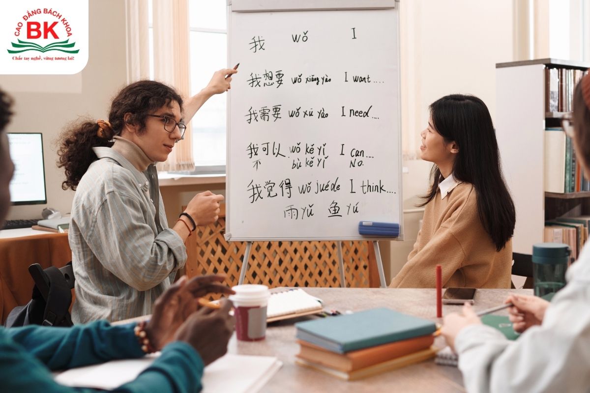 D04 gồm những môn nào? Cơ hội học ngành Sư phạm giàu tiềm năng