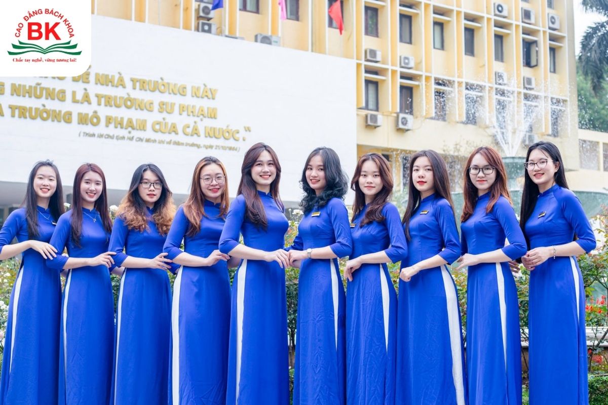 Sư phạm là ngành học tiềm năng trong xã hội hiện nay