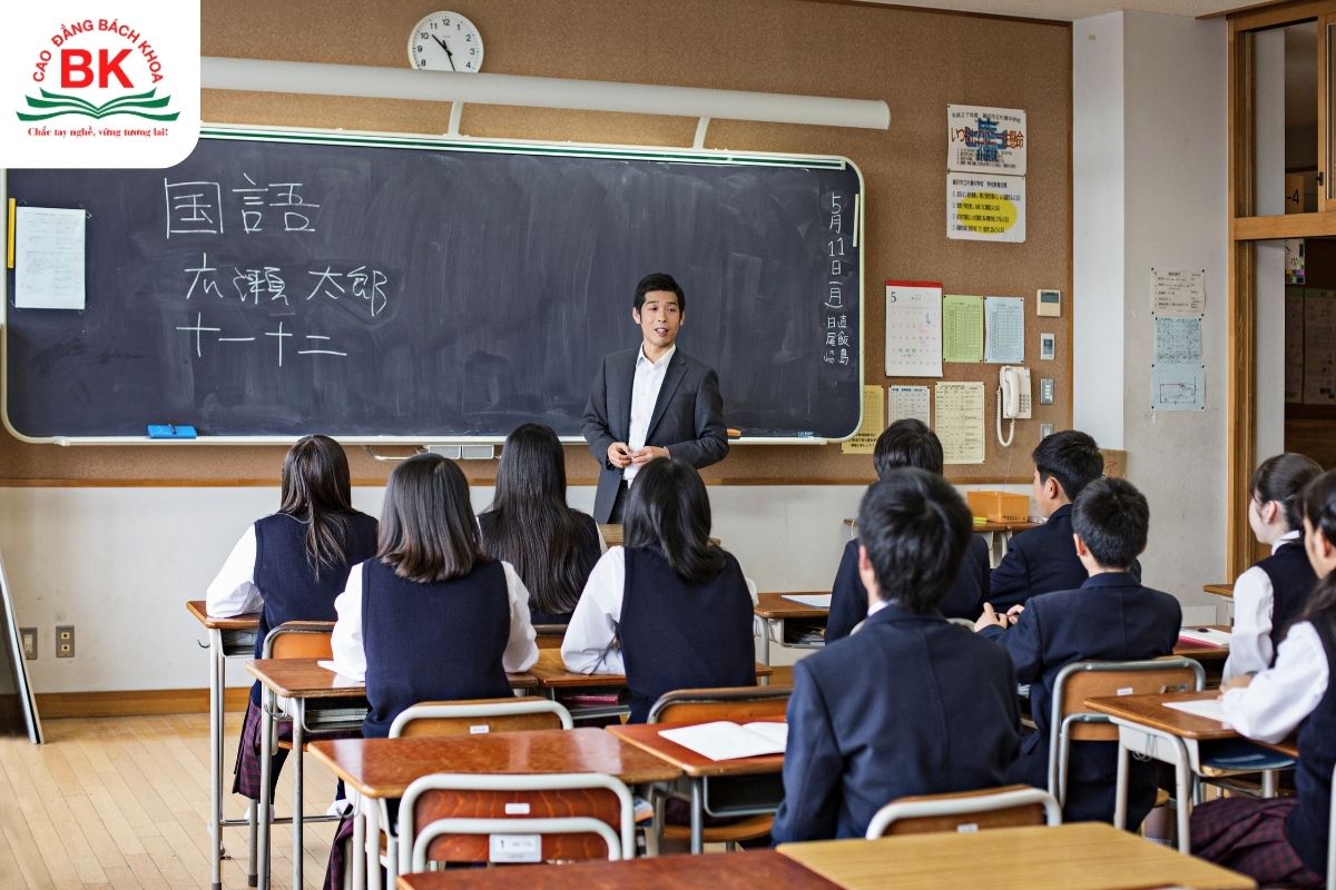 Những ngành như Nhật Bản học, Đông phương học là lựa chọn phù hợp cho những bạn yêu thích học thuật, nghiên cứu