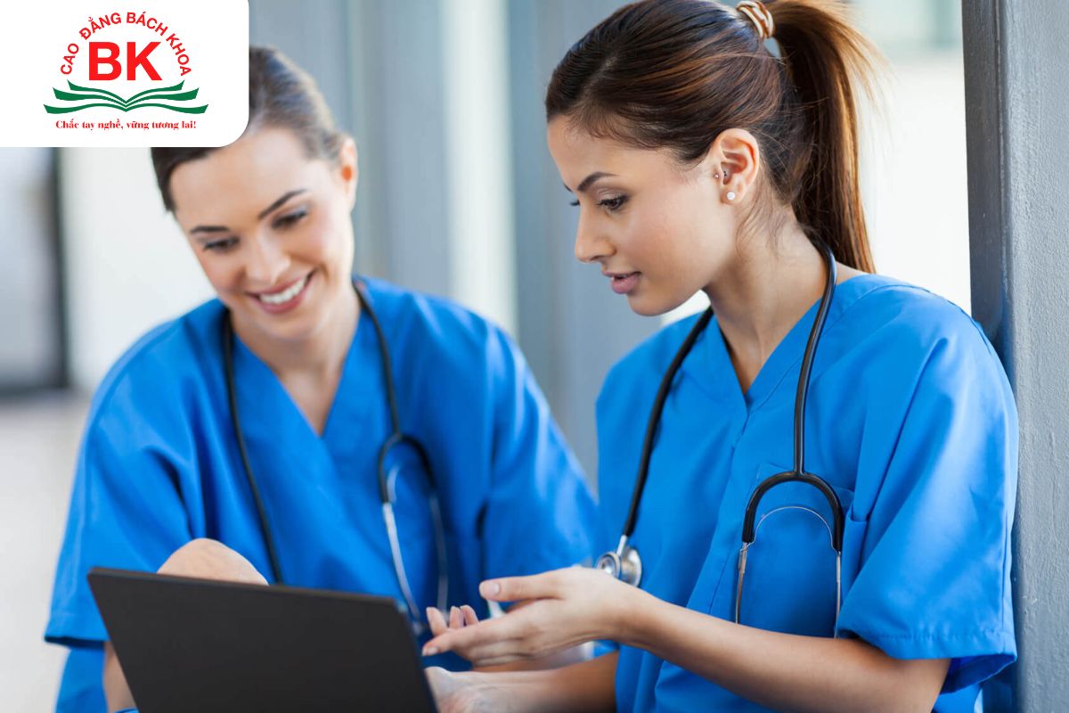 Người nhóm S hợp nghề điều dưỡng