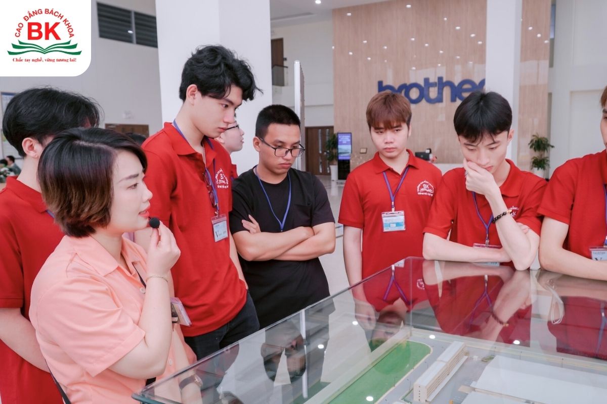 Toán Anh Sử là gì mà học được những ngành Máy tính và Công nghệ thông tin? Toán Anh Sử là gì mà học được những ngành Máy tính và Công nghệ thông tin?