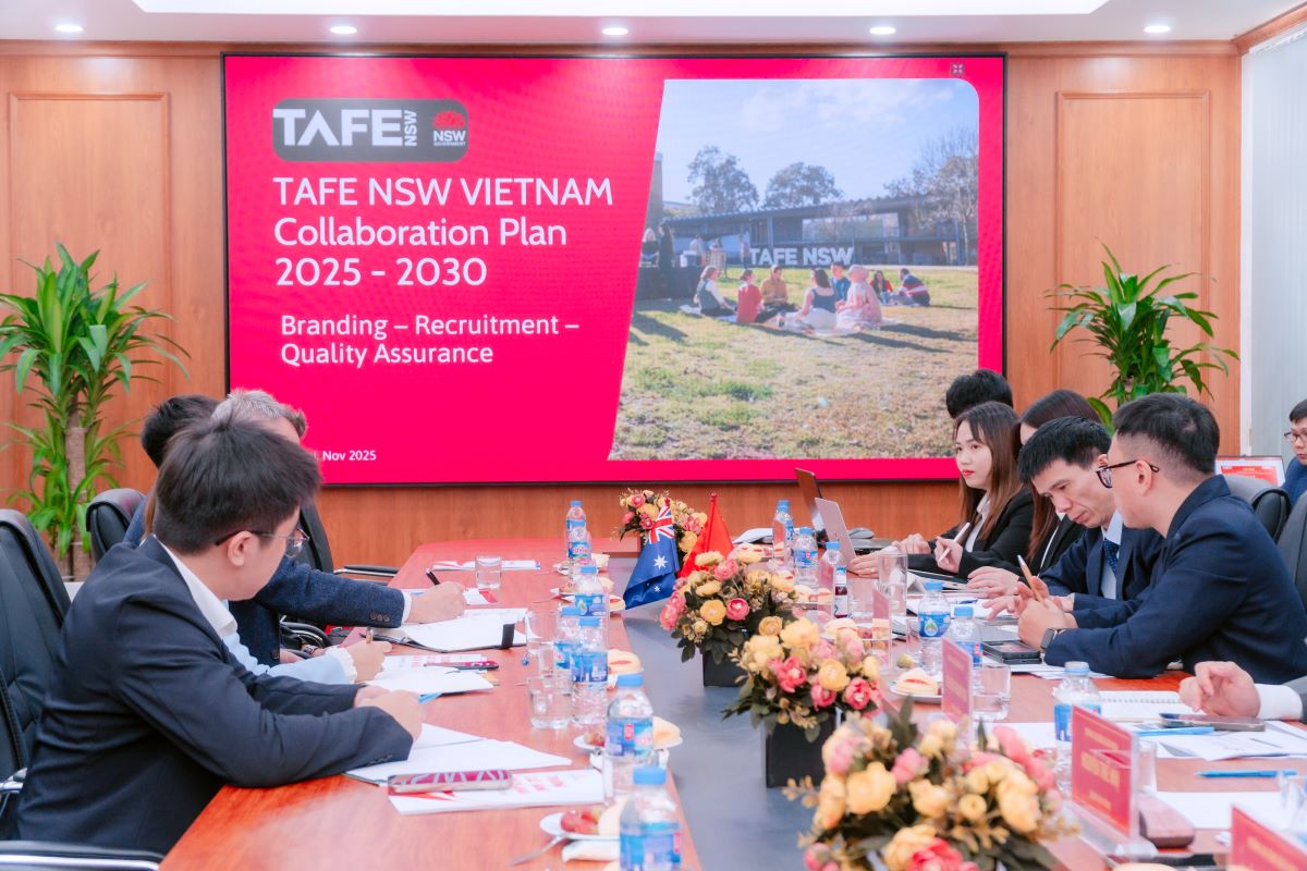 Tọa đàm hợp tác giữa Trường Cao đẳng Bách Khoa và đoàn TAFE New South Wales