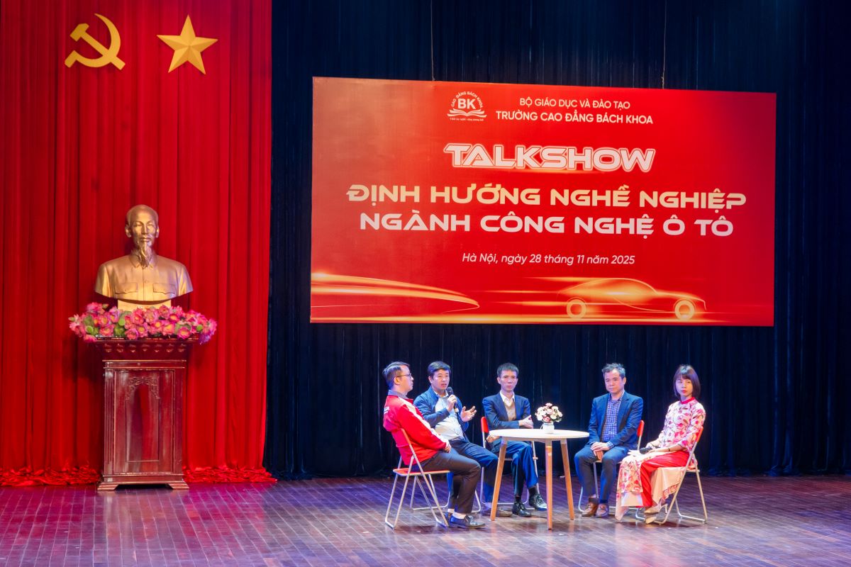 Trường cao đẳng Bách Khoa tổ chức talkshow định hướng ngành nghề cho sinh viên ngành công nghệ ô tô