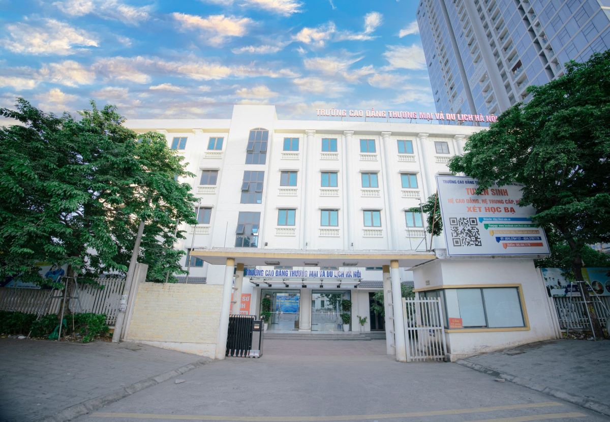 Cao đẳng Thương mại và Du lịch Hà Nội